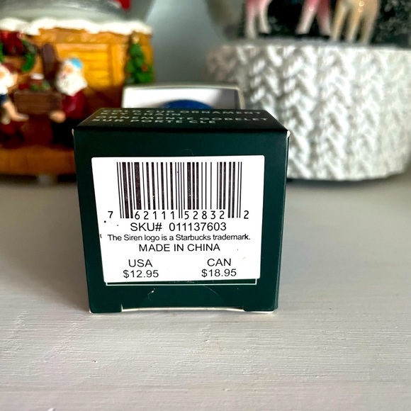 Starbucks Holiday 2022 Azure blue jeweled ornament - Picture 3 of 3